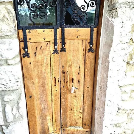 Εξοχικό σπίτι Ai Limiti • 67 • Stonehouse