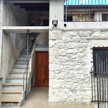 Ai Limiti • 67 • Stonehouse Palombaro