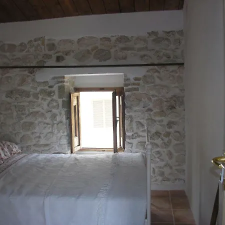 Εξοχικό σπίτι Ai Limiti • 67 • Stonehouse *