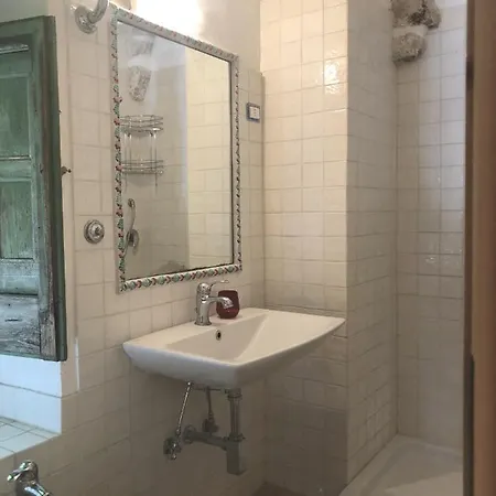 Landsted Ai Limiti • 67 • Stonehouse